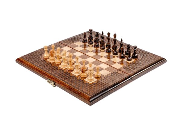 Šachmatai-Backgammon su dekoratyviniu pynimo raštu Klasikinis šachmatų žaidimas Prabangus